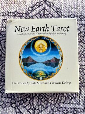 New Earth Tarot Deck by Kate Silver & Charlene Delong First Edition